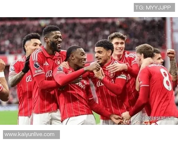 桑加雷在78分钟打入精彩进球热刺客场遭森林队三球领先 桑加雷在78分钟打入精彩进球热刺客场遭森林队三球领先