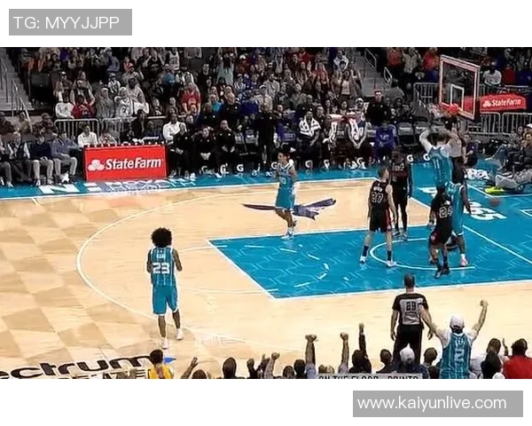 34号秀卡尔克布伦纳表现出色7投5中贡献10分5篮板4盖帽展现即战力